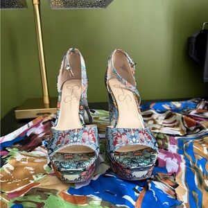 Jessica Simpson Multicolor Floral Heels